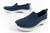 Buty sportowe damskie Skechers Go Walk 7 [125218/NVW]